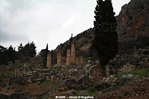 DELFOS - Templo de APOLO